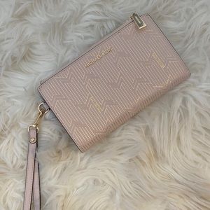 Michael Kors wristlet